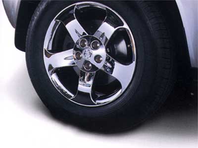 2004 Nissan Altima Chrome Wheel