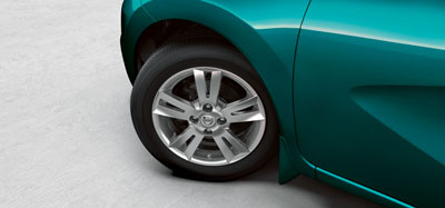 2015 Nissan Versa 15 inch 5-Spoke Aluminum Alloy Wheel Sil 999W1-42000