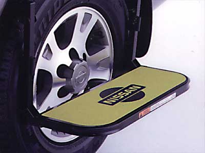 2003 Nissan Frontier Crew Cab Tire Step 999M1-AM000
