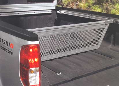 2017 Nissan Frontier Crew Cab Sliding Bed Divider