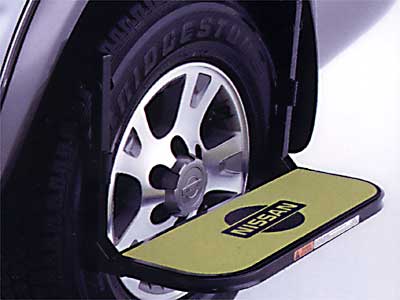 2001 Nissan Quest Tire Step 999M1-AM000