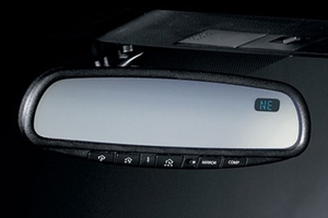 2012 Nissan Sentra Auto-Dimming Rear View Mirror