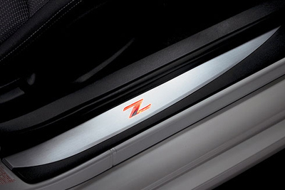 2009 Nissan 370Z Illuminated Kick Plate G6950-1EA0A
